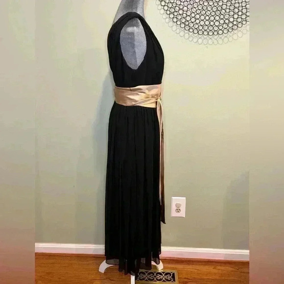 Banana Republic- Black one shoulder layered dress with gold belt - Size 12 - Picture 3 of 7